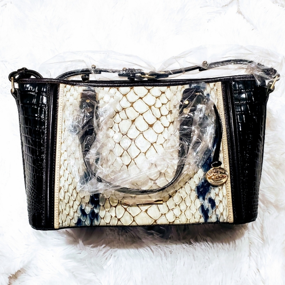 🎉🎉SOLD ON MERCARI🎉🎉